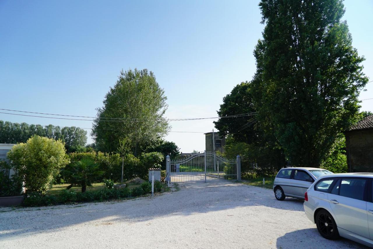 Agriturismo Il Sole Villa Rivarolo del Re ed Uniti Dış mekan fotoğraf